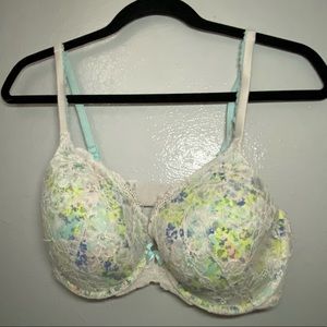 Victoria Secret Body by Victoria Bra